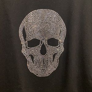 BEAUTIFUL BLACK BARELY USED DKNY SKULL HOODIE, M SIZE.